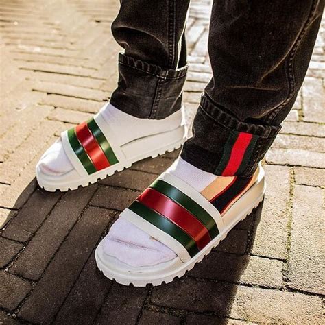 gucci slides men bottom